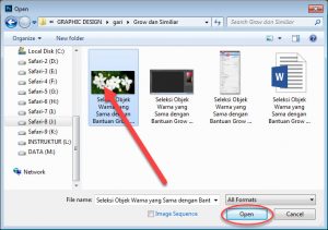 Seleksi Objek Warna yang Sama dengan Bantuan Grow dan Similar