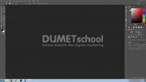 Menghilangkan Efek Hitam Putih Pada Satu Objek Di Adobe Photoshop