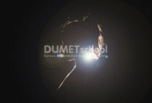 Menambahkan Efek Lens Flare Pada Gambar